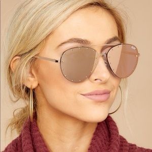 Limited no longer available through seller Quay x Jaclyn Hill Roxanne sunnies!